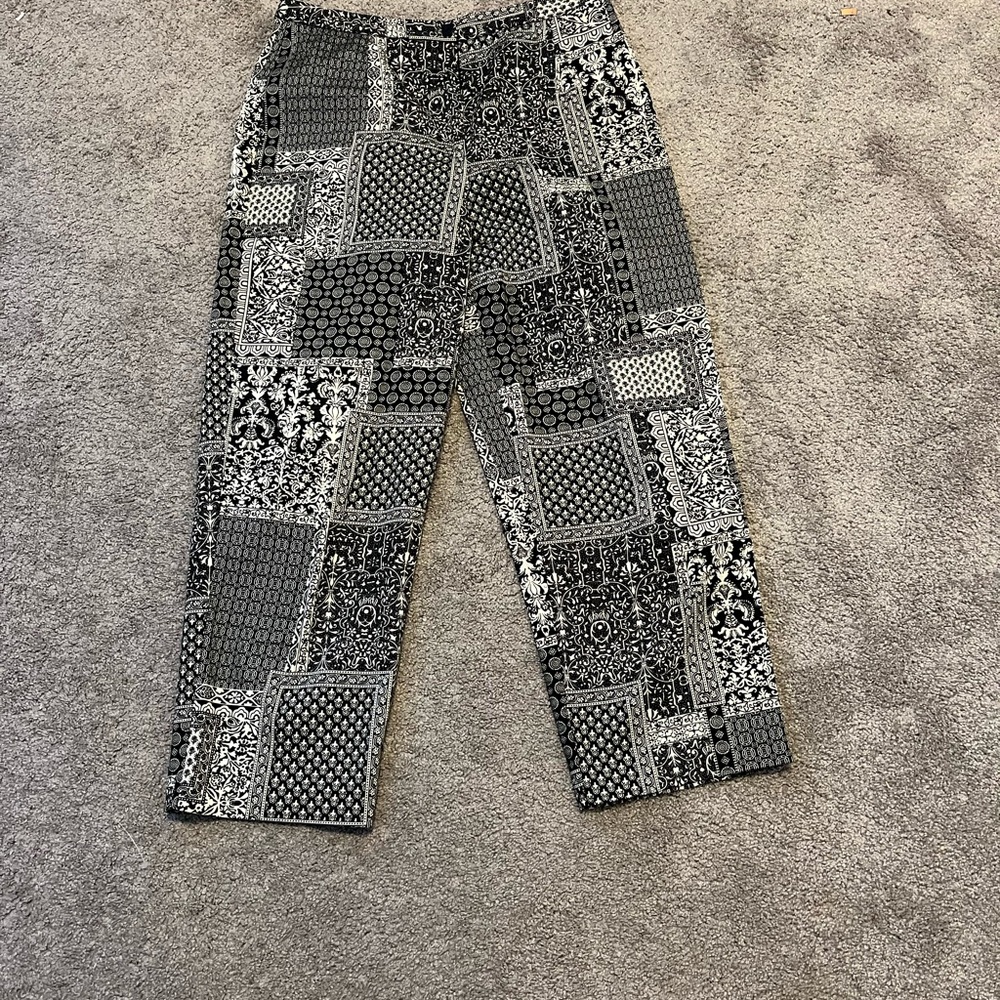Talbots size 10 wide leg cropped pants